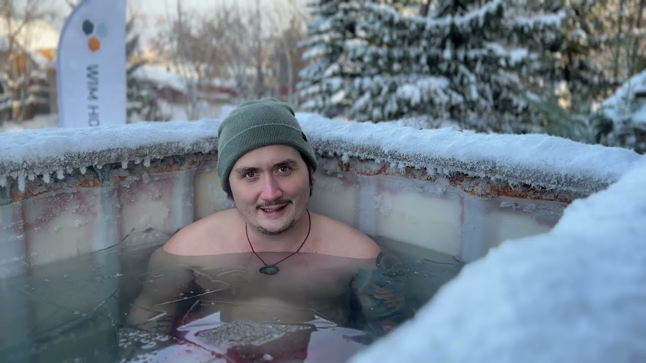 Залез в лёд в -22! зачем ходить в лед и дышать?