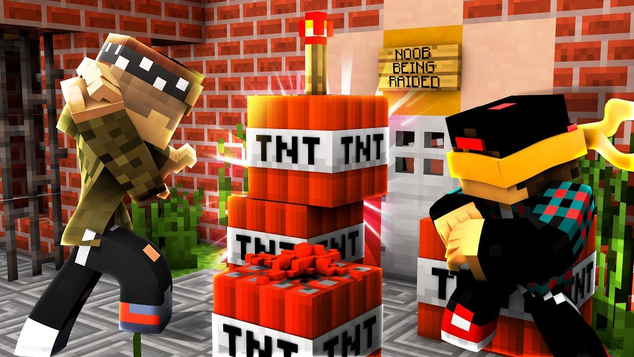 PRISON GANG RAIDS LEVEL 1 MINECRAFT NOOB!