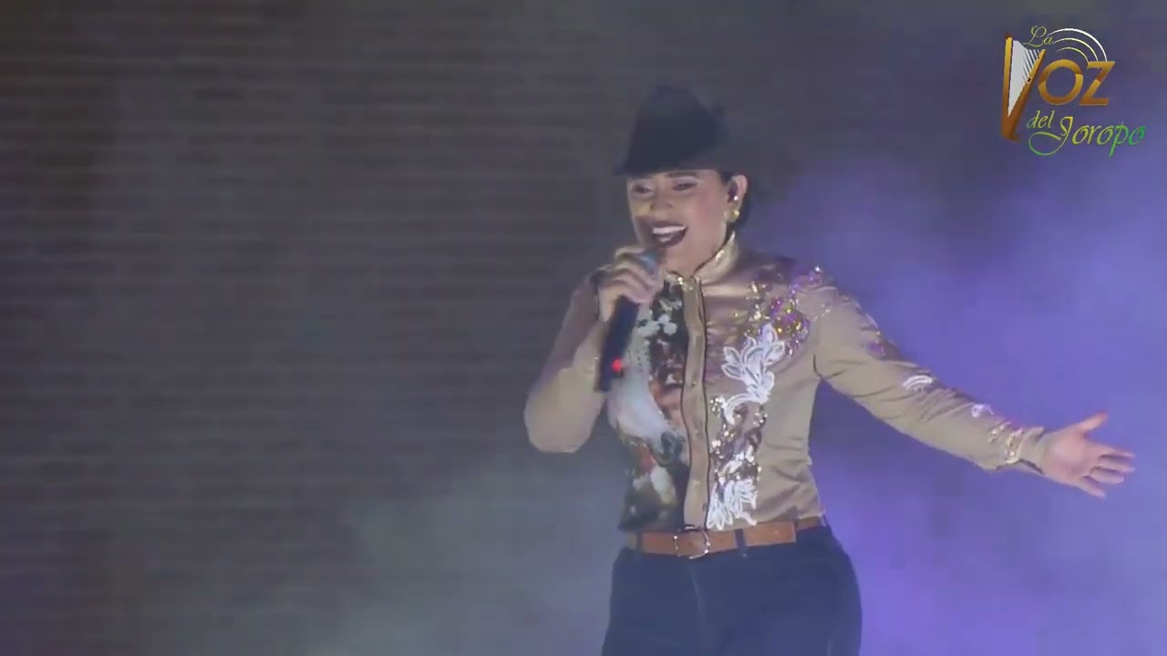 Intro show - Mucha Mujer - Milena Benites En Vivo 2022