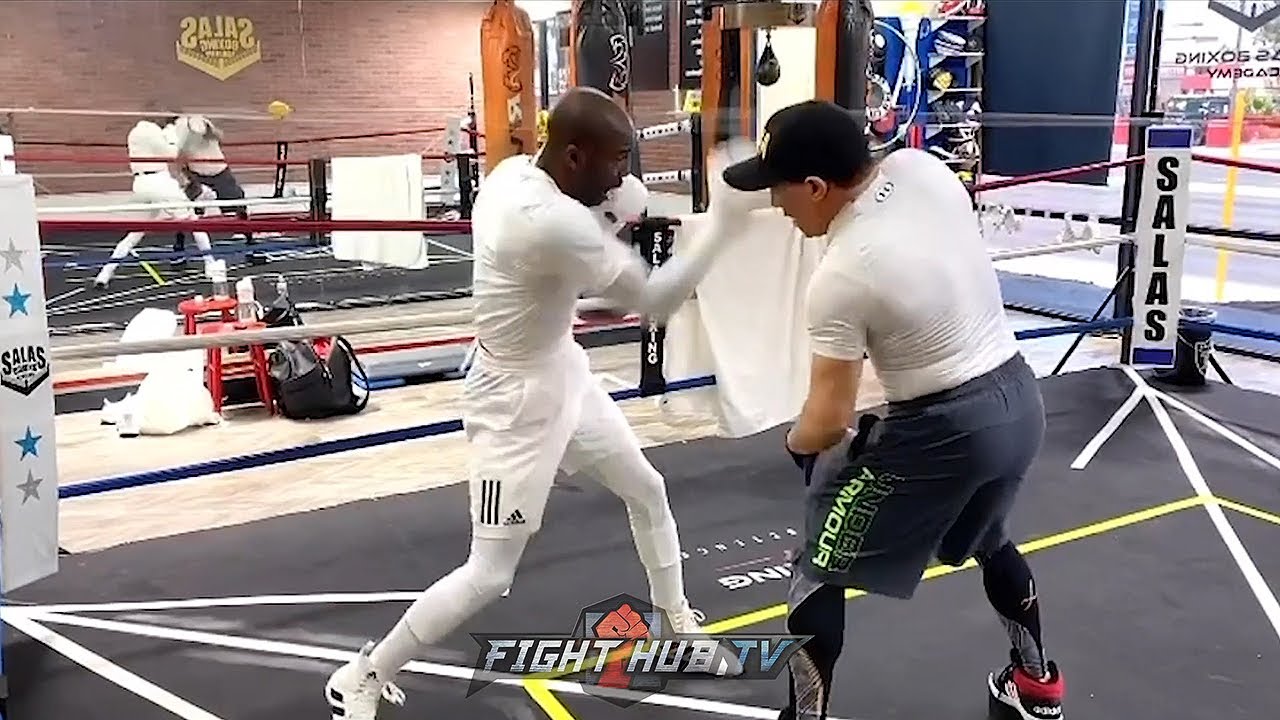 YORDENIS UGAS PUTS CUBAN BOXING TECHNIQUES ON DISPLAY WITH TRAINER ISMAEL SALAS IN WORKOUT