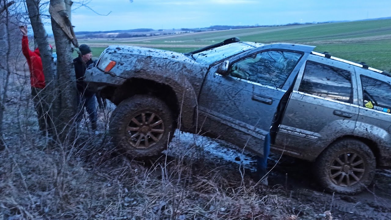 Sunday daily car offroad Toyota RAV4 4, Suzuki Vitara,Vitara X90,Jeep ZJ,Jeep WK