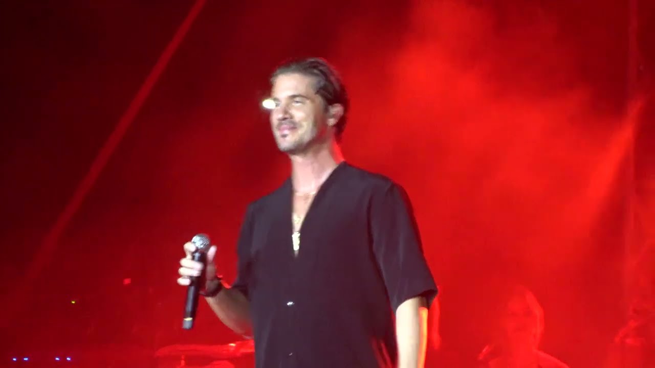 Εξαιτίας σου / Νικος Οικονομόπουλος live (4K) Κατρακειο 17/9/2024 #nikosoikonomopoulos #kostasrallis