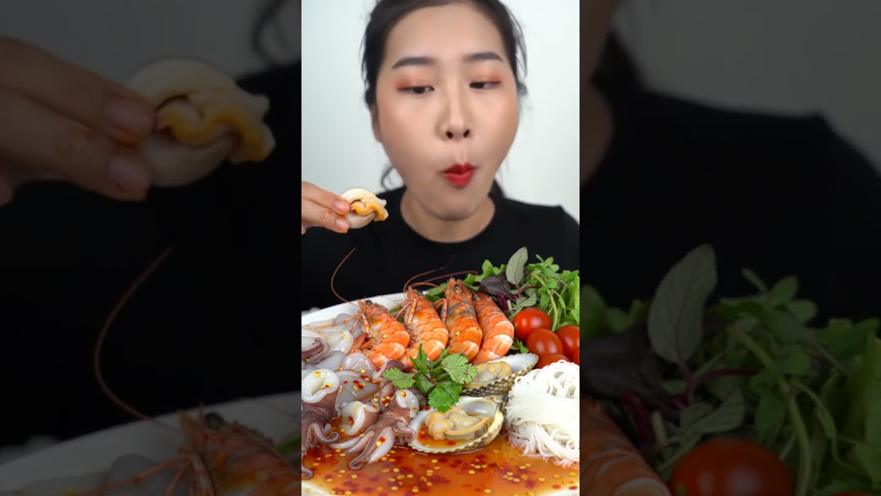 Eating Spicy Seafood Mukbang #BophaRecipes