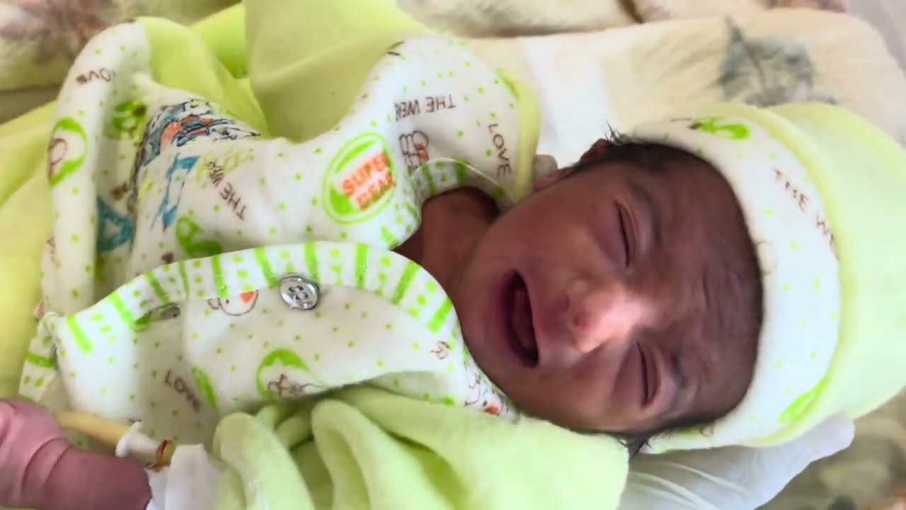 👶 Tiny Newborn Hospital Treatment &ndash; Baby Care Miracle Moments 💗