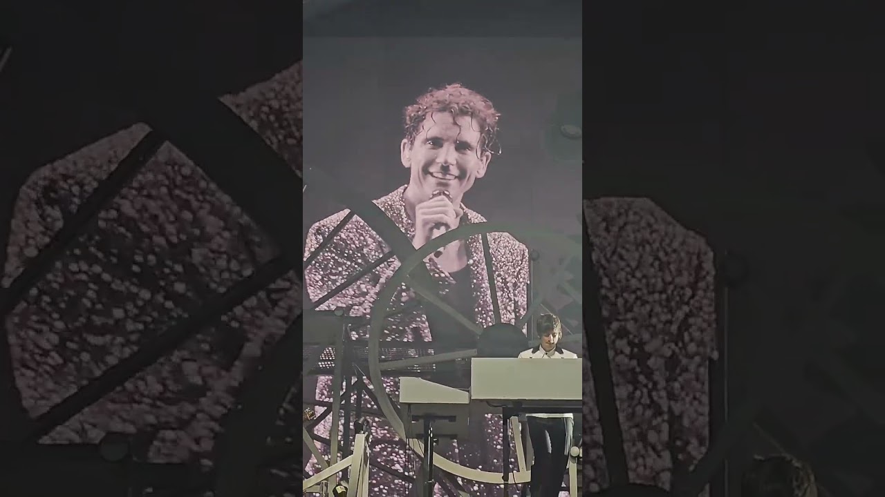 Mika London 12/02/2026 Elle Me Dit 