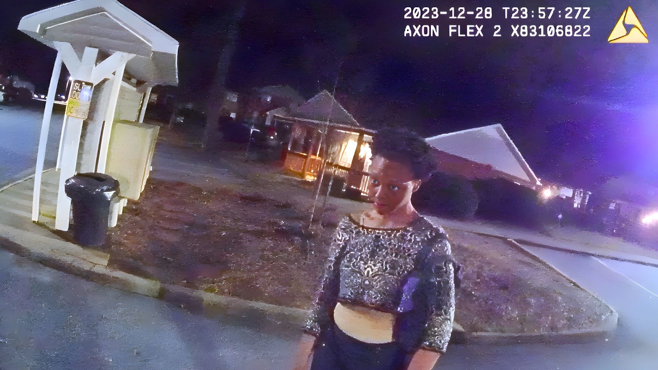 Teen Loses It When Mommy Calls 911