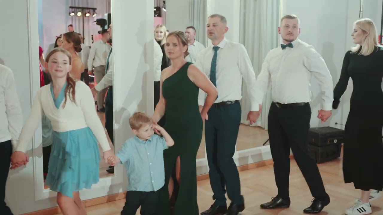 Święty uśmiechnięty (Taki duży, taki mały) na weselu