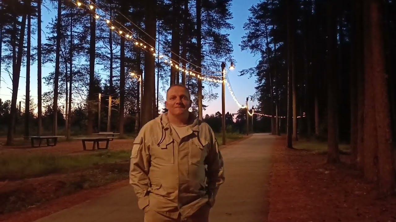 Прогулка по городскому парку в Подпорожье