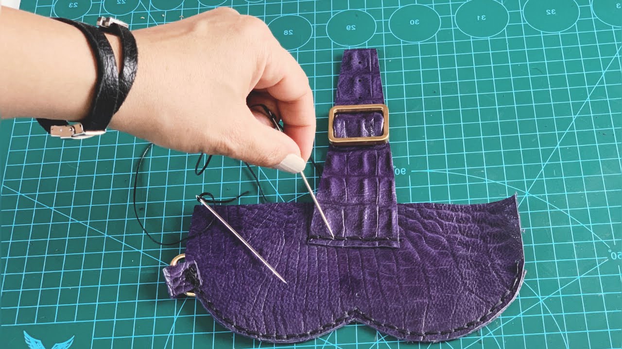 Made a Chic Glasses Case from Leftover Leather!  So Easy & Stylish