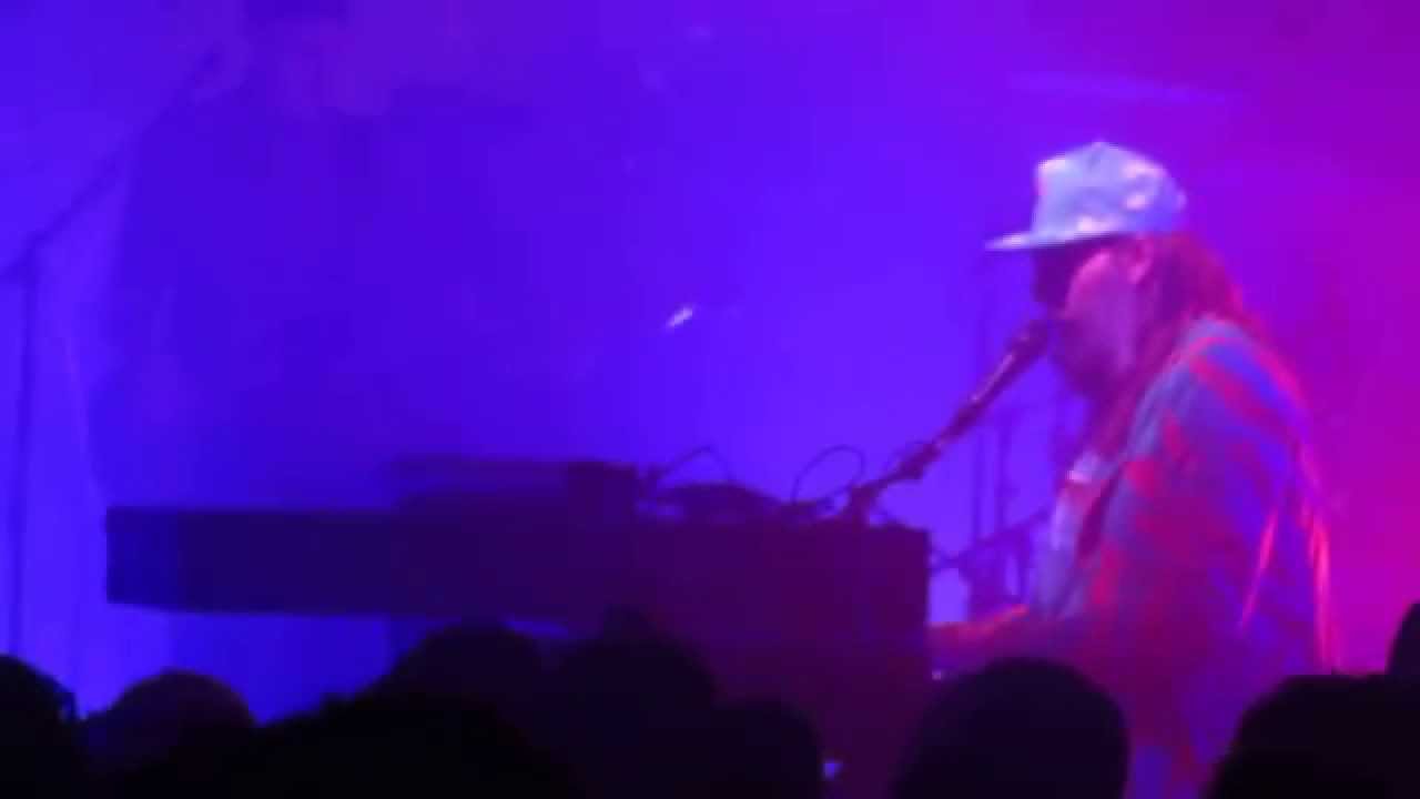 Sébastien Tellier - About drugs & Roche Live