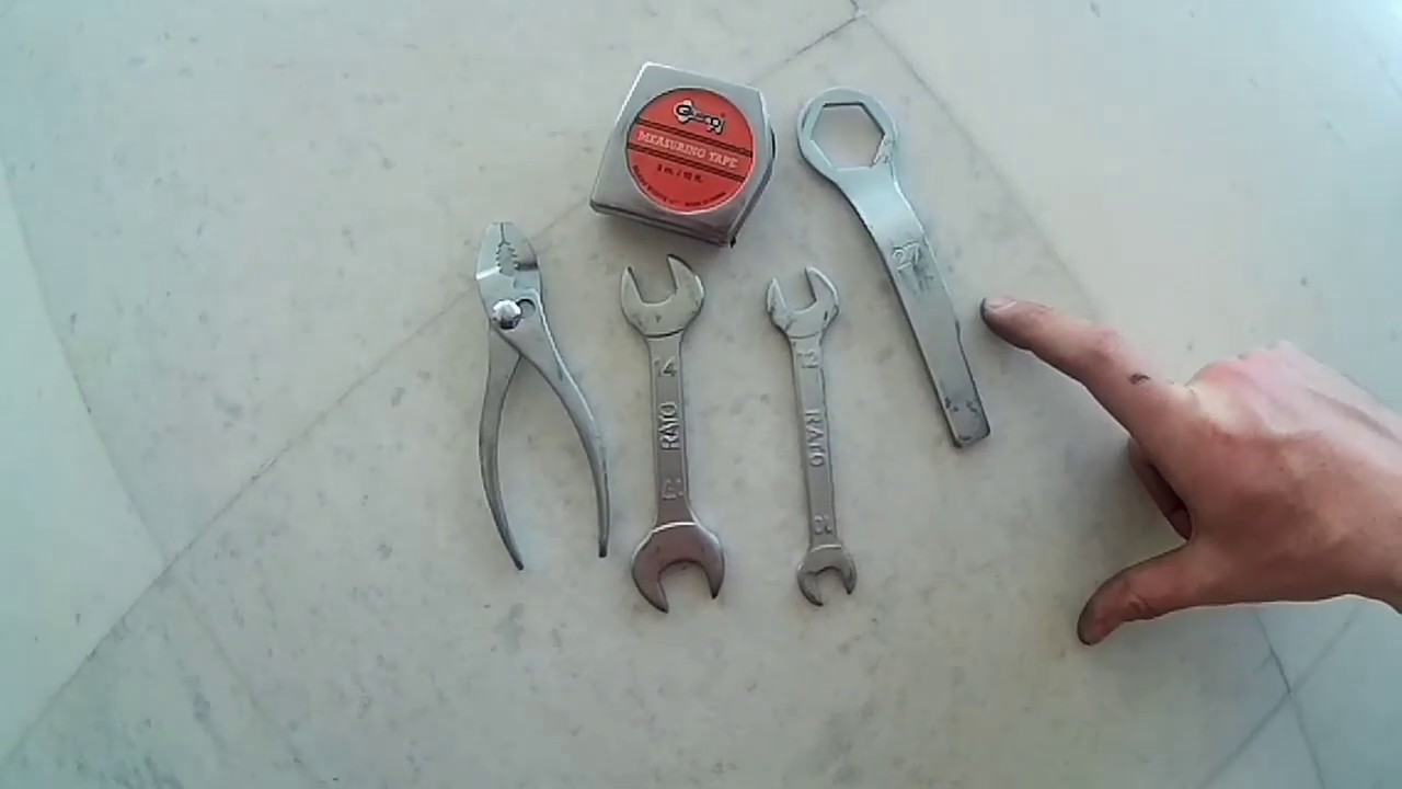 Adjusting your Chain on a Versys 300x