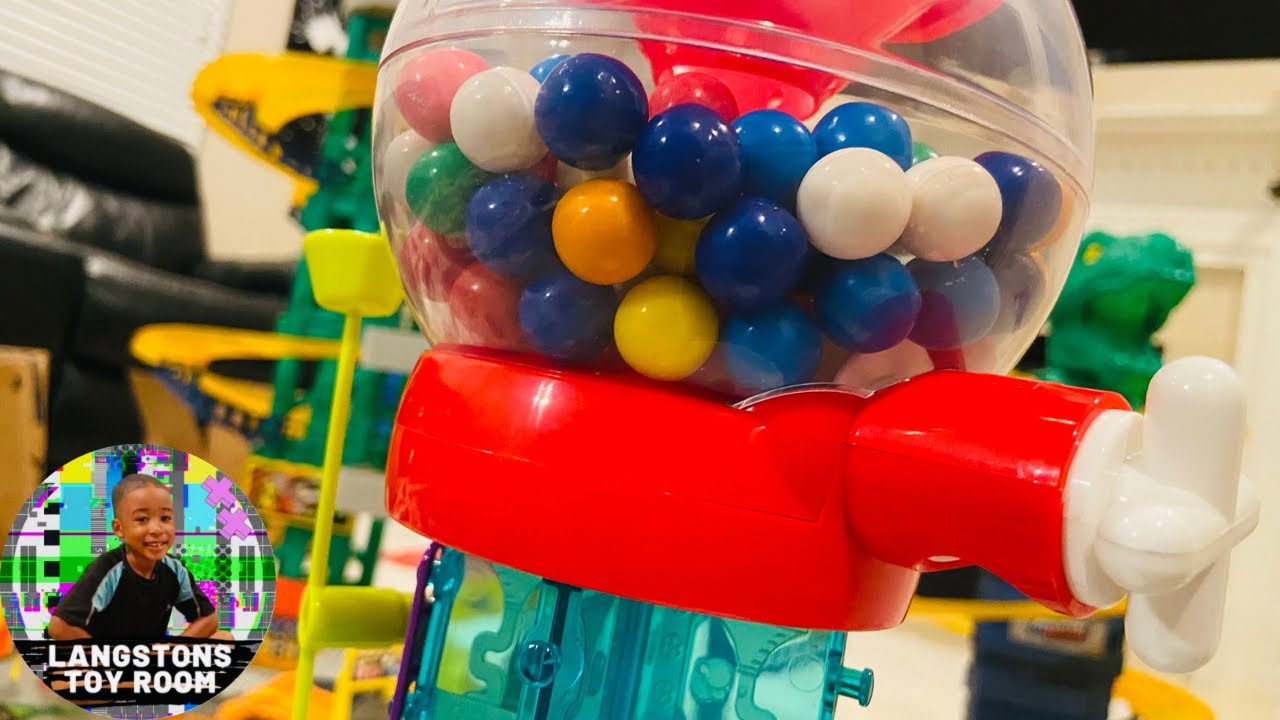 The Thames & Kosmos Gumball Machine Maker