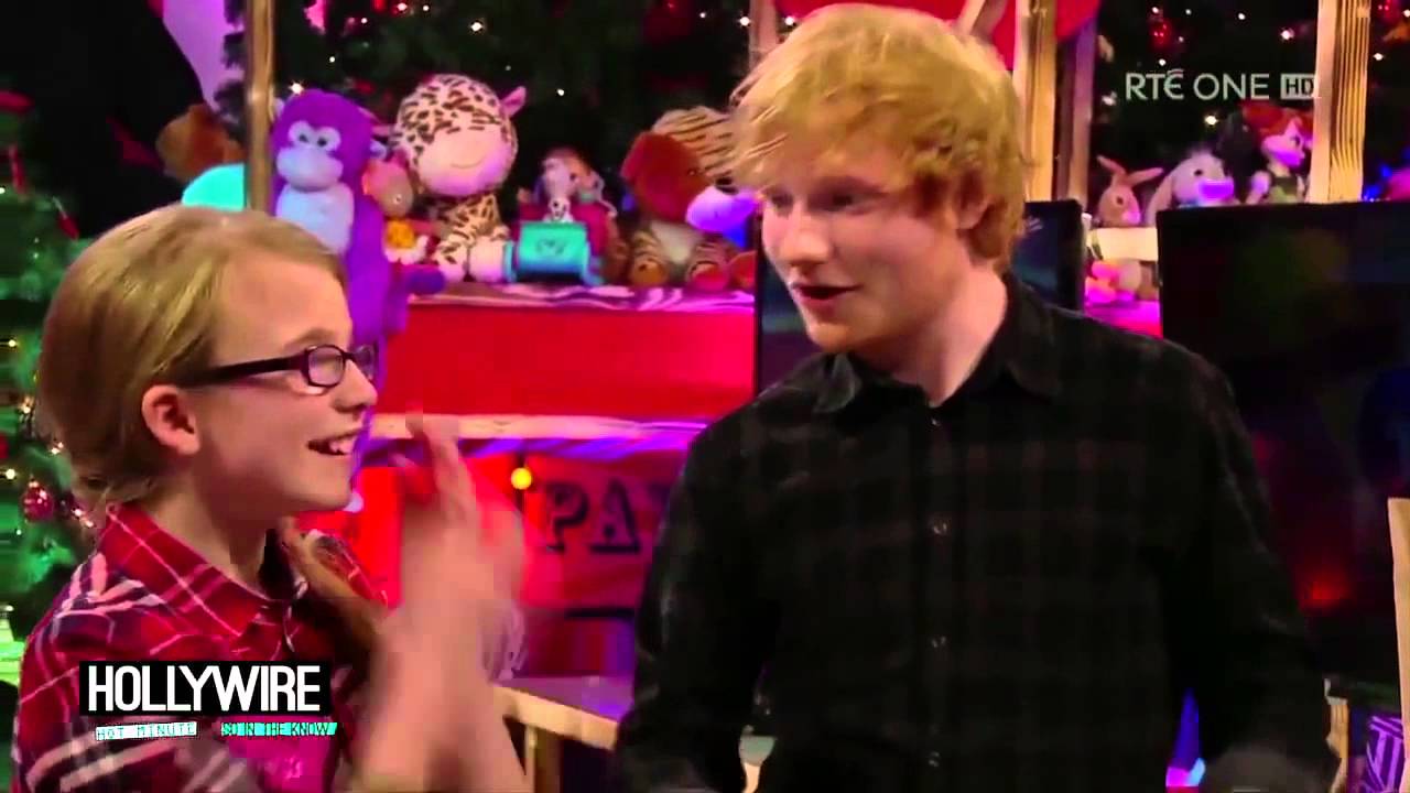 Top 5 CUTEST Moments With Fans! (Taylor Swift, Ariana Grande + More)