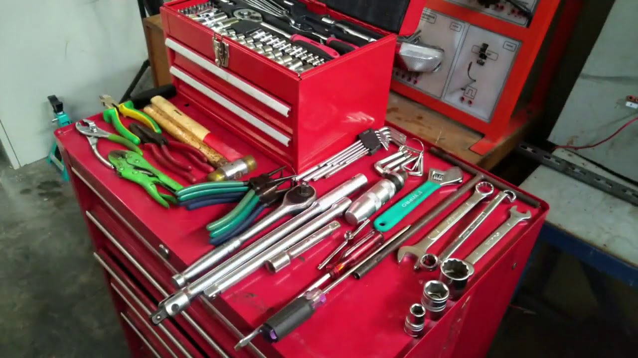 ALAT - ALAT TANGAN (HAND TOOL) PADA PEKERJAAN DASAR TEKNIK OTOMOTIF || SMK NEGERI 1 GAMBUT