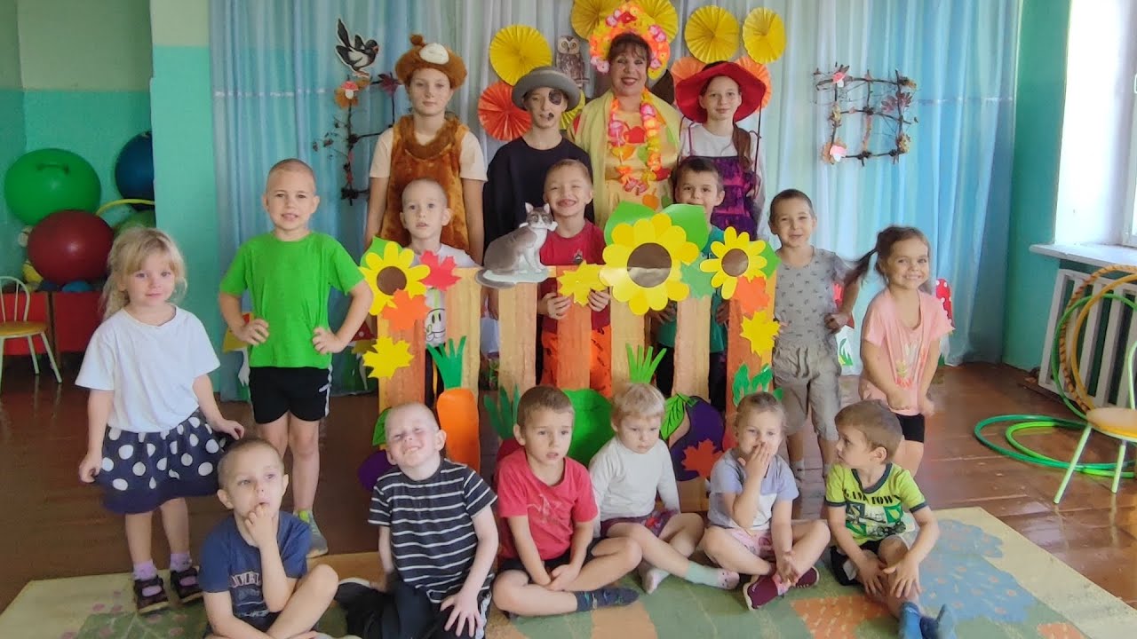 Игра Осенние листья #villagelife #belarus #gaming #kindergarten #garden #children #november #shorts