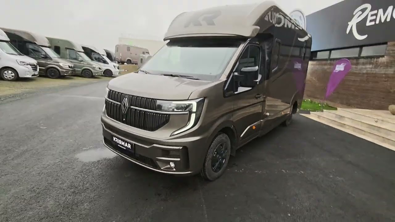 Présentation d'un camion VL 2 chevaux Krismar 5 places assises Stalles disponible chez RVU !! 