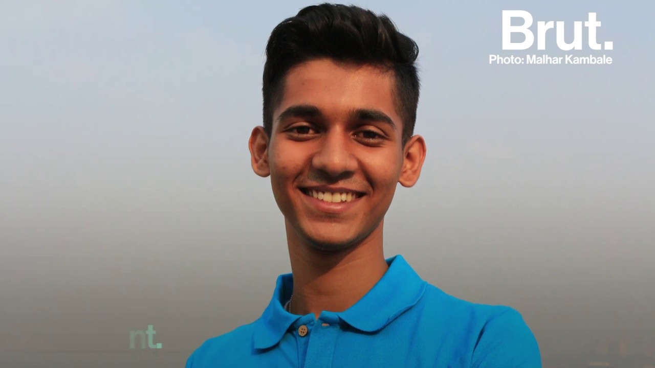 21-Year-Old And Friends Clean Up Dadar Beach