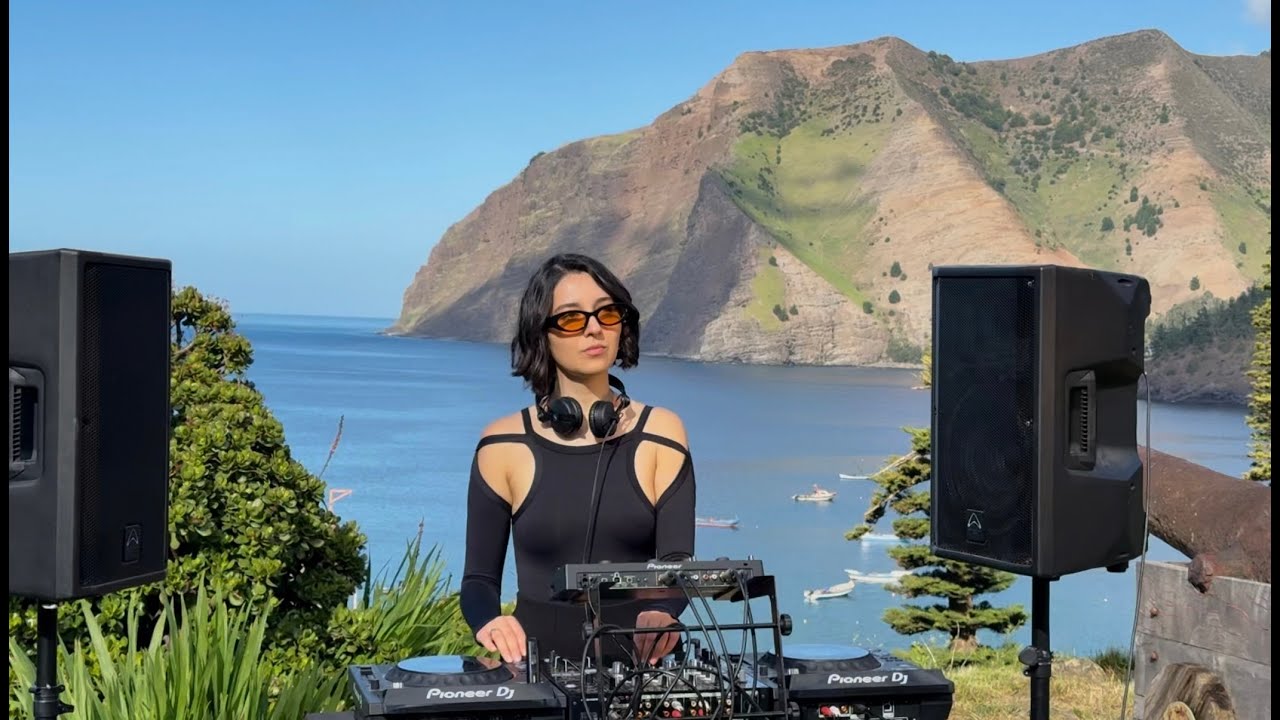 DANISLAND / Dj SET / Isla Robinson Crusoe - Fuerte Santa B&aacute;rbara - Chile