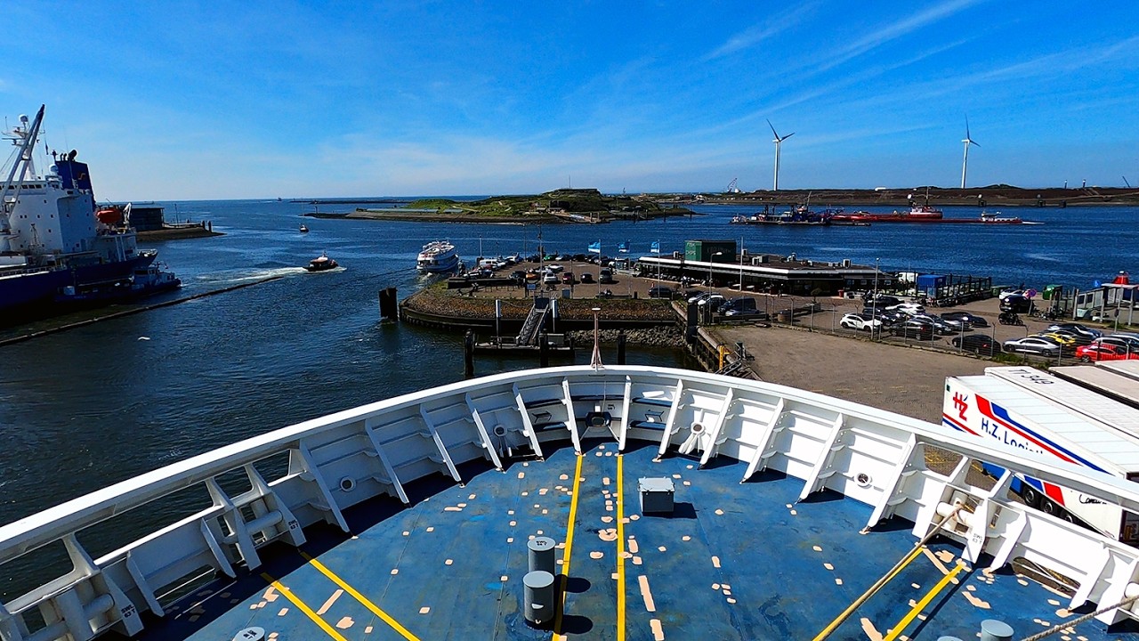Sailing with DFDC Seaways - IJmuiden to Newcastle