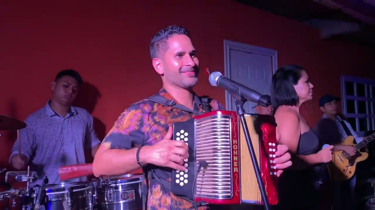 Amantes de Ocasión (En Vivo) - Manuelito Gómez y el Impacto Musical en Las Cruces 2023