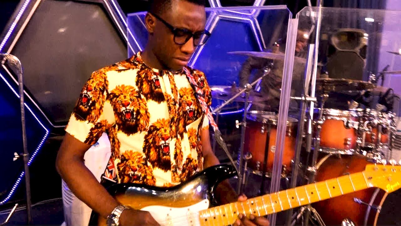 THE ROLE OF GUITAR IN WORSHIP - MrAb Frek