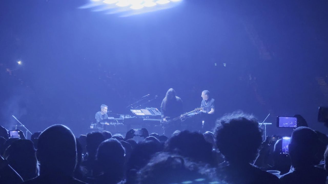 NIN Take Over LA | Nine Inch Nails + Boys Noize Live @ Kia Forum – Sept 19, 2025