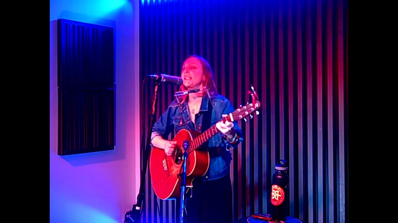 Eilen Jewell - Winemucca (KRVB Live River Session)