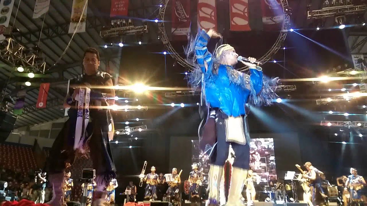 Bruno cantando con Cuisillos 2015