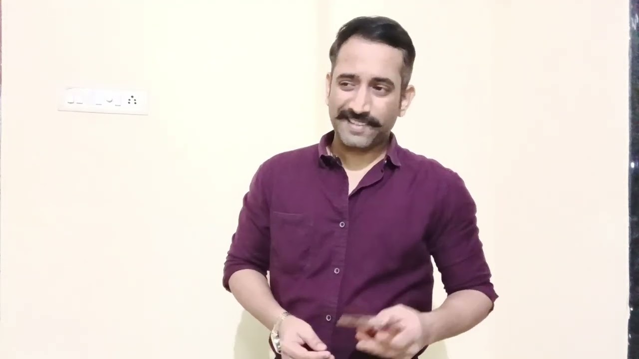 Police officer 2 /Hitesh Parmar/ Age-35 / Height-5.6