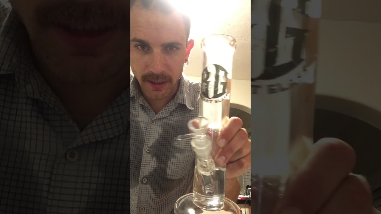 New bong from Bogart Glass (name thee 'Young Mighty') and first rip sesh...