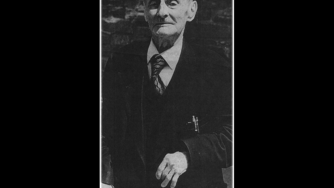 Arthur Schramm 98 jaehrig   ( 9min )