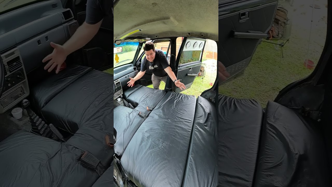 Banco cama em um Fiat Uno | Uno Motorhome com cama | Uno Camper com sof&aacute; cama |