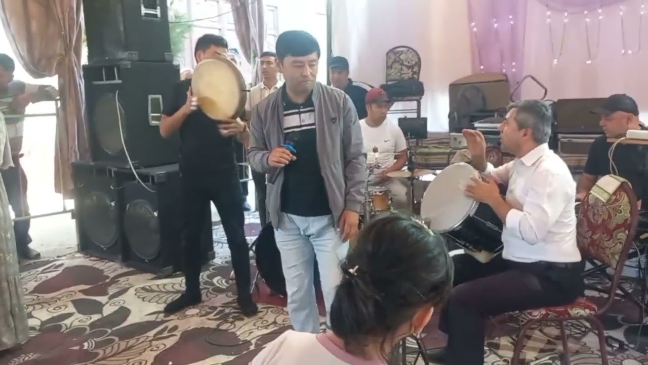 Shukurullo Gʻaniyev suvda sandiq Toʻylar muborak 