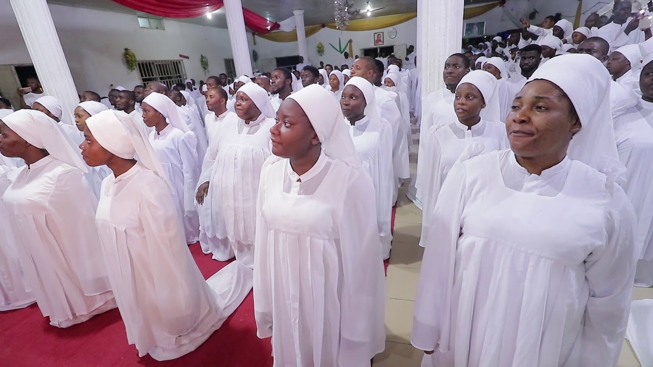 Rivers State Mass Choir rendering melodious songs to the Holy Father during 2019 Choristers Week.