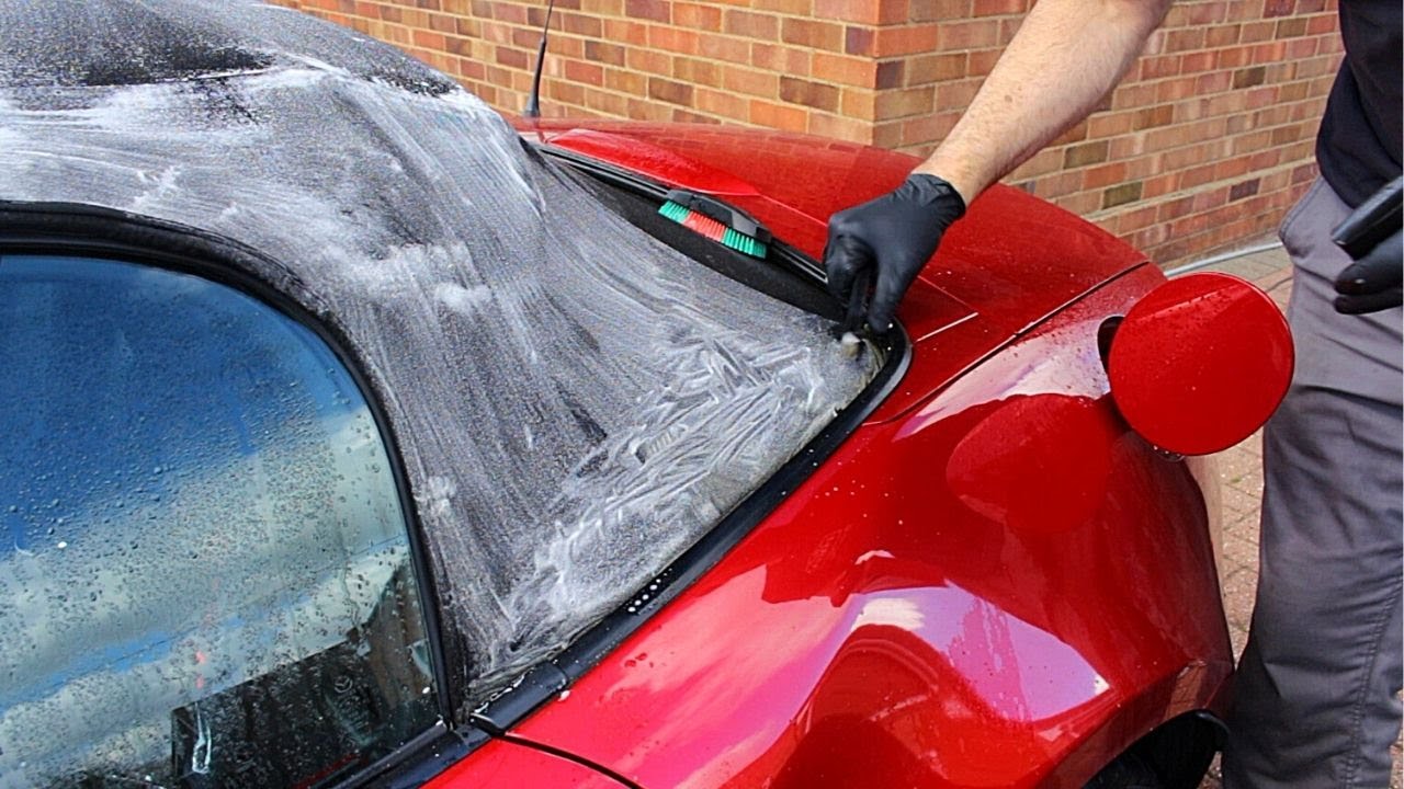 Convertible roof clean and protect