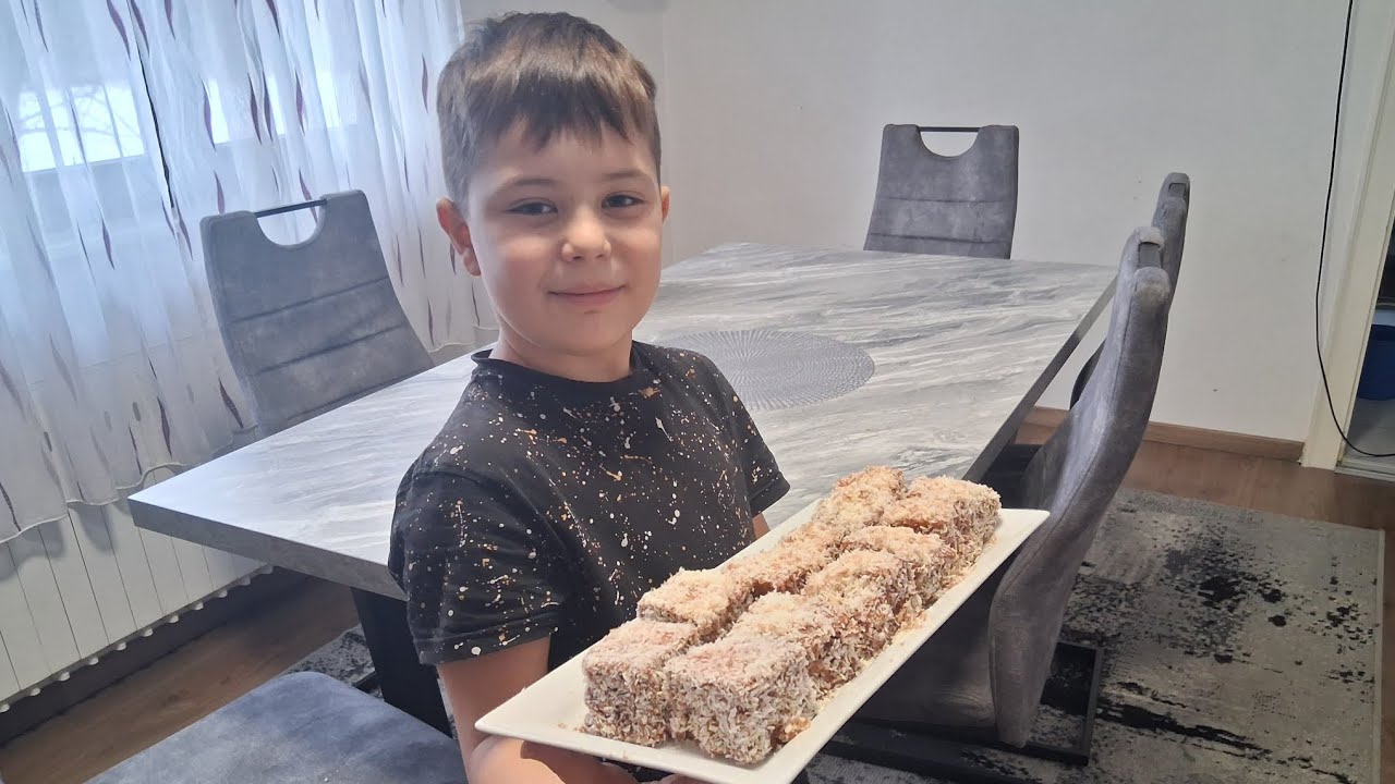 Danas sam imala pomoc u kuhinji,pogledaj te kako je to izgledalo..