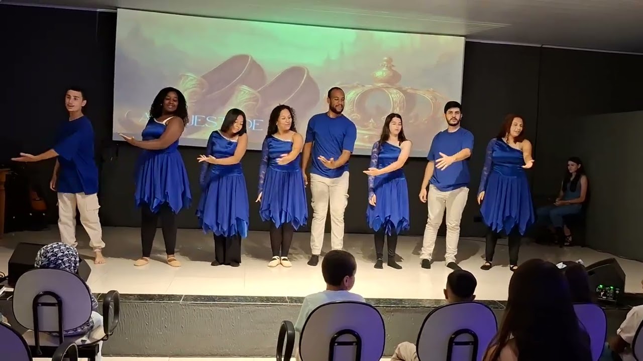 Dança ainda a lugar na mesa