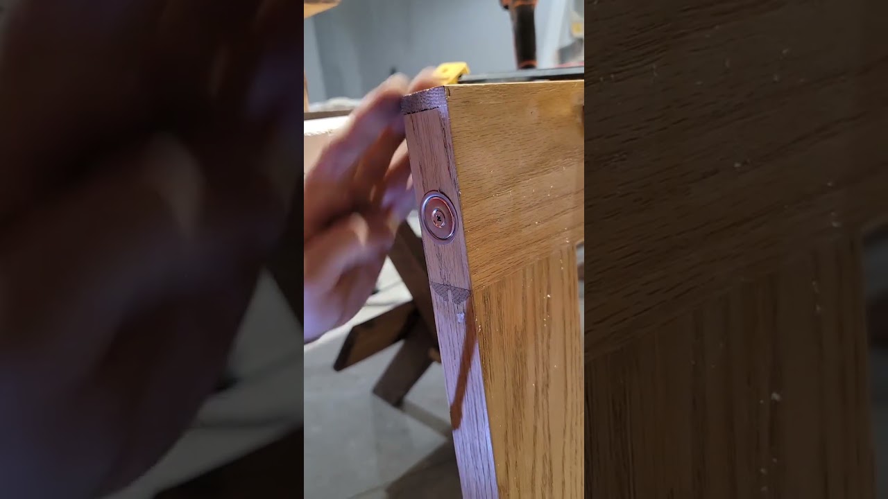 Precision PLS24PRO - doors magnetic catch installation.