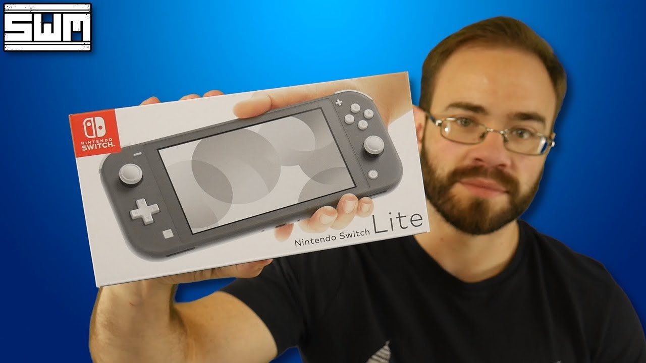 Nintendo Switch Lite Unboxing (Initial Impressions)