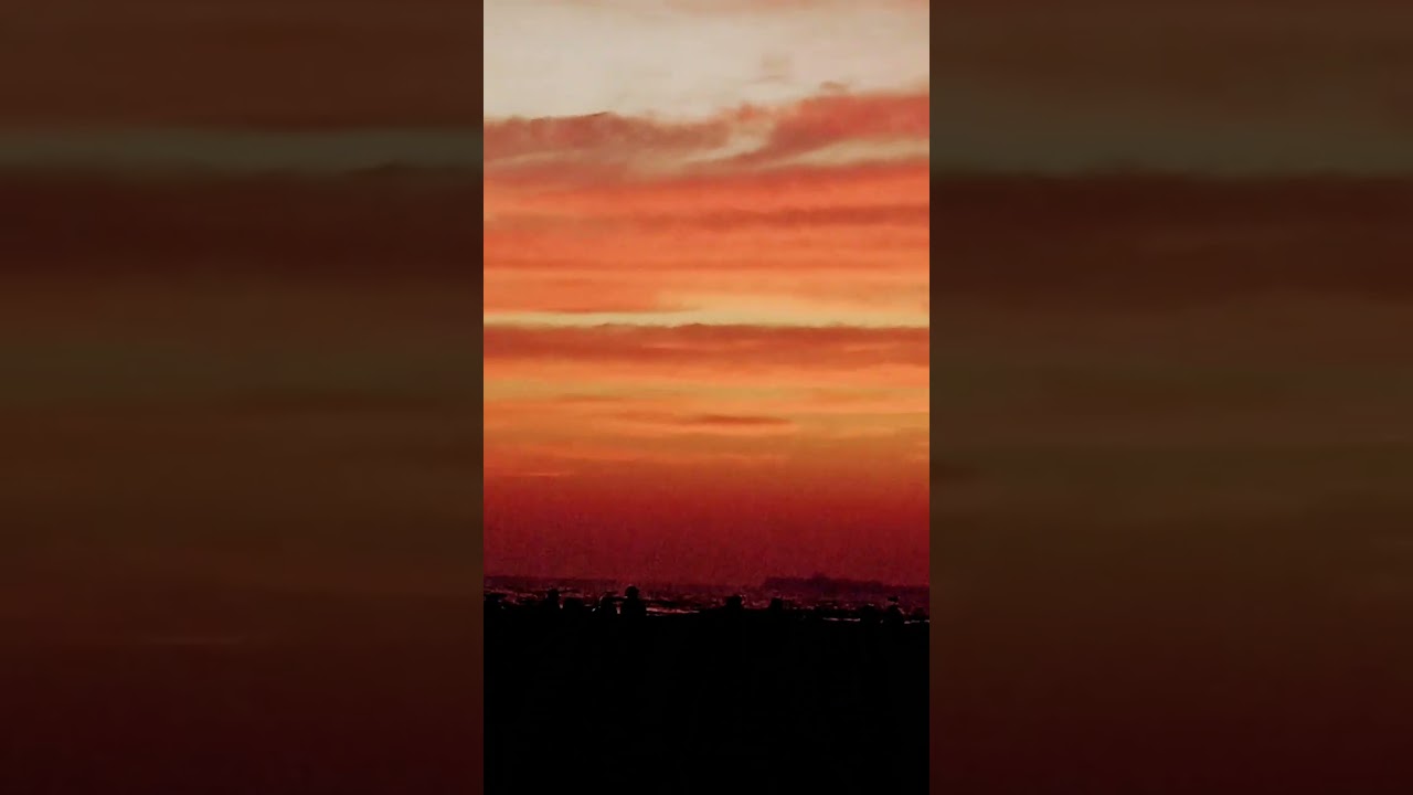 Iftar with sunset. #Sunset #iftar #happiness#nature #karachi #seaviews #seapoint #ocean