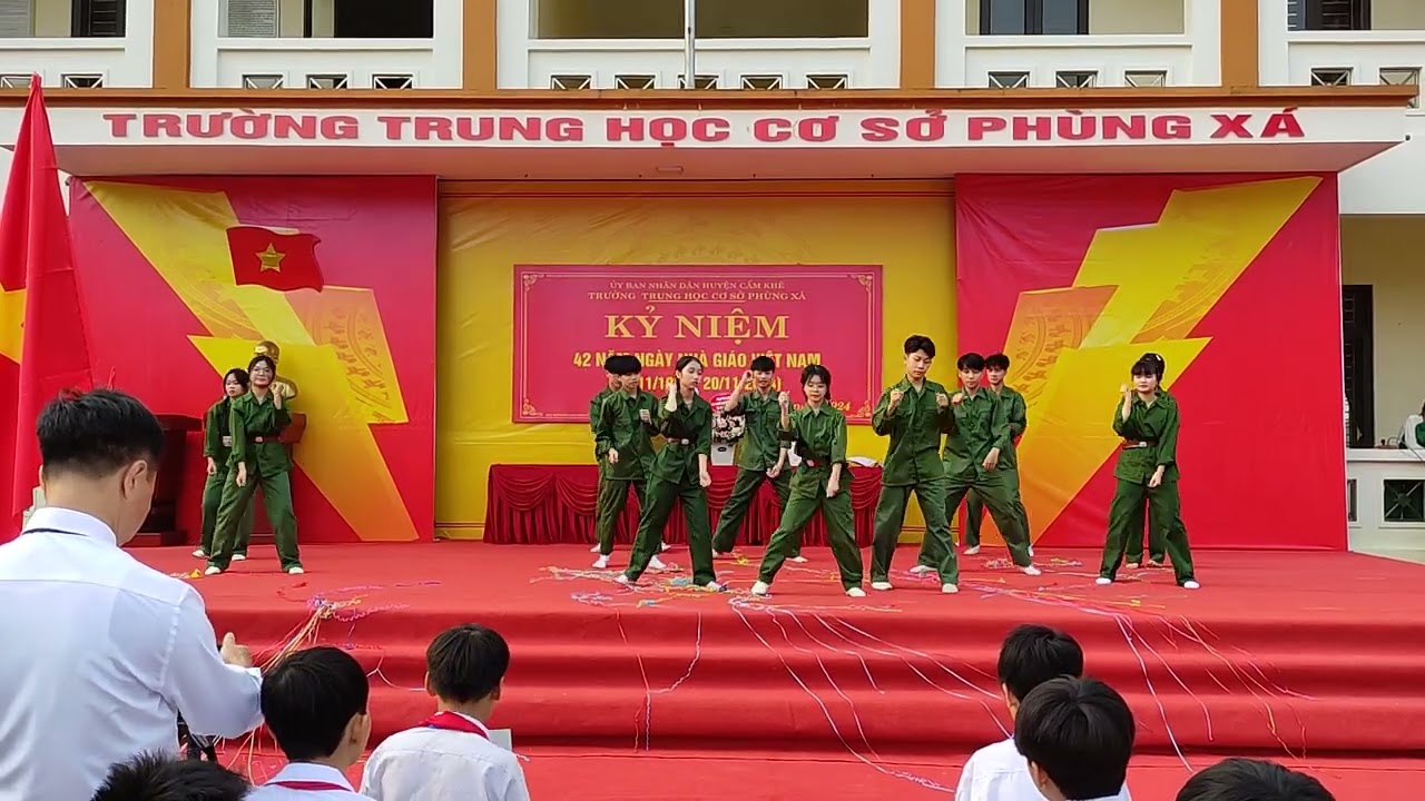 Lớp 9B - Trường THCS Phùng Xá - Múa 20/11/2024 - Cô gái mở đường.