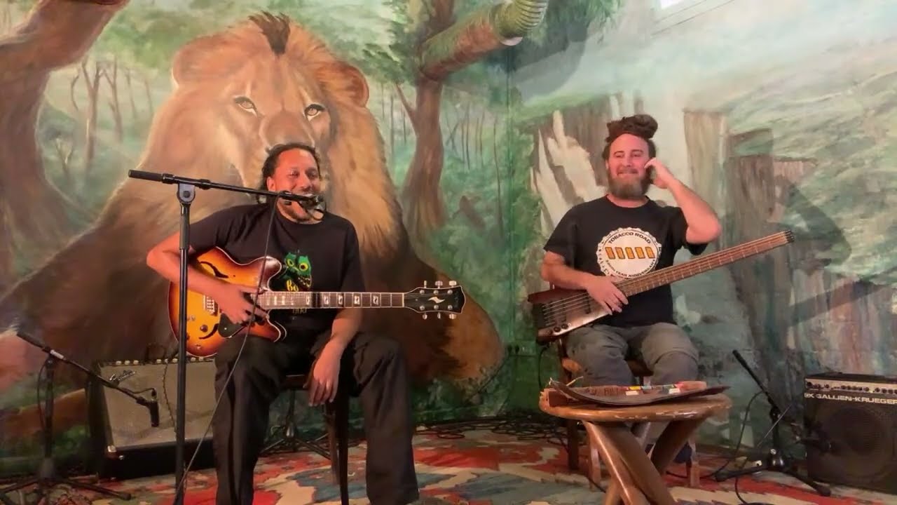 King Bratt Plays The Blues Feat. Ed Bassie (Okoumé Live Sessions)