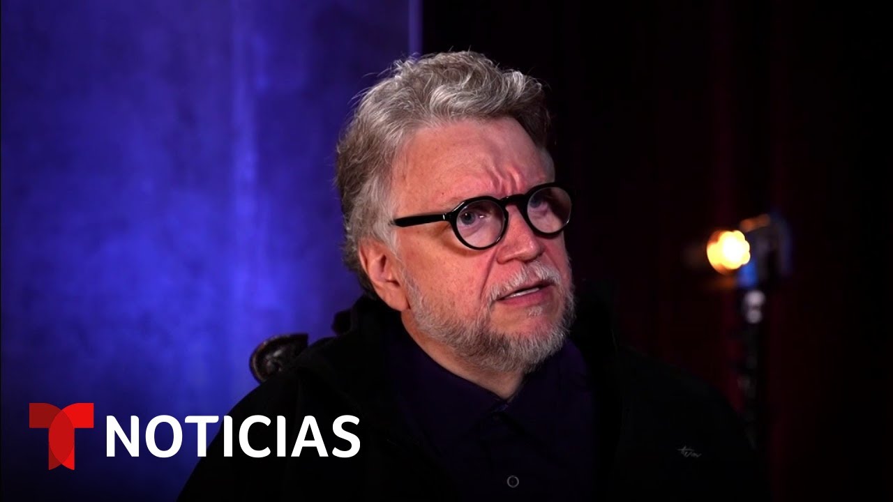 Del Toro comparte su visi&oacute;n de los 'monstruos' y la realidad de la migraci&oacute;n | Noticias Telemundo