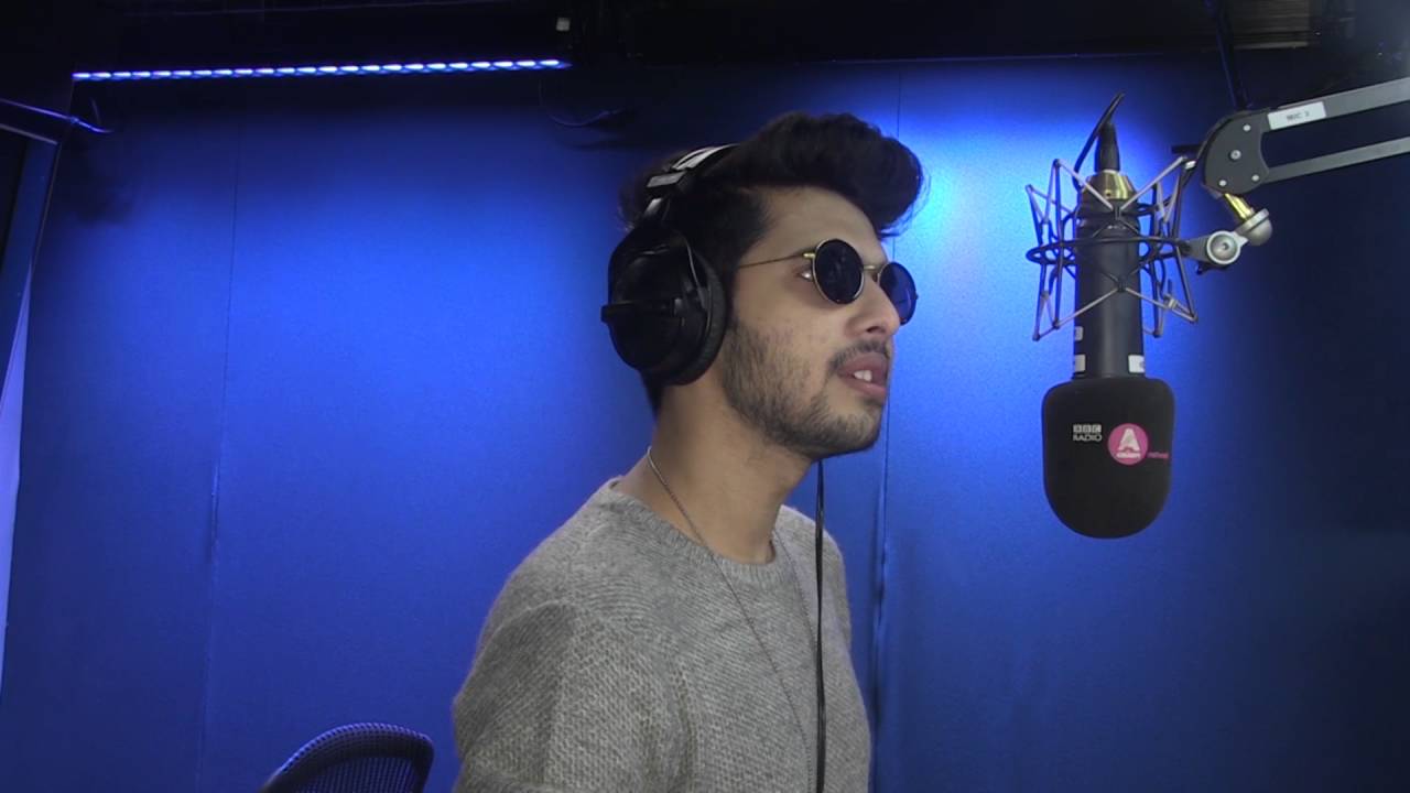 Armaan Malik Does Desioke