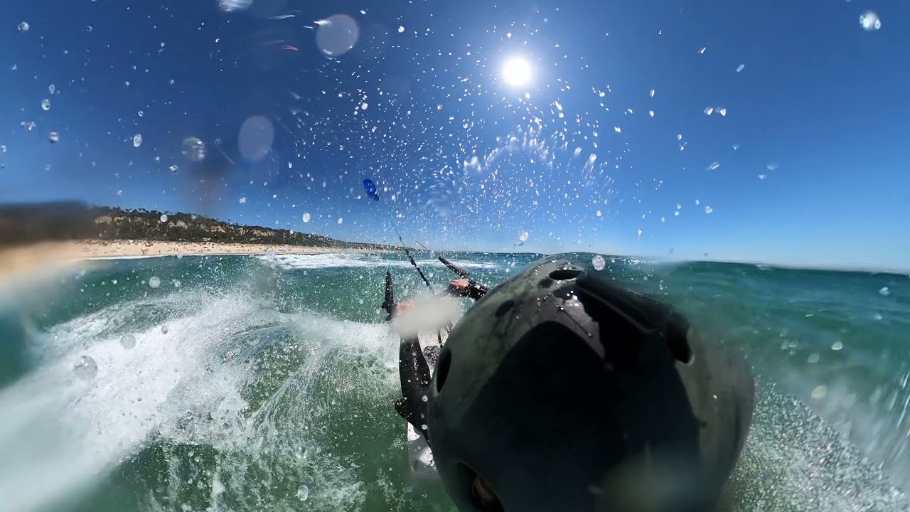 Crystal clear water in Fonte da Telha Portugal/ Freestyle-Kitesurf-Session