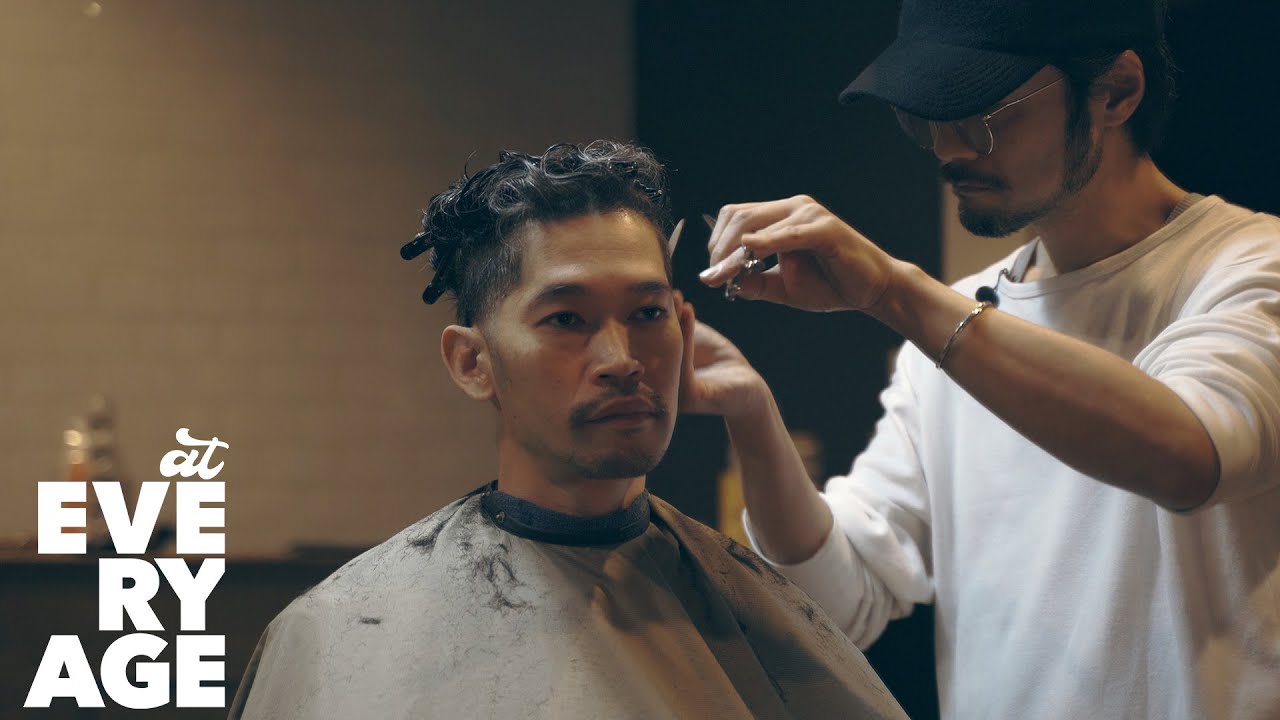 【Japanese Barber】【バーバースタイル】40代大人男子 x 癖毛を個性に変えるヘアスタイリング | 2パターン - OLDMAN BARBERSHOP -  #福岡  #フェード