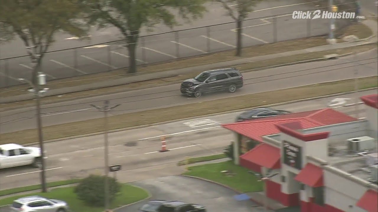 Police chase in northwest Houston
