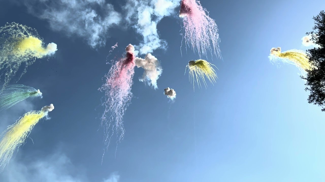 VITULAZIO (CE) - Spettacolo pirotecnico diurno eseguito dalla ditta DI MATTEO Fireworks