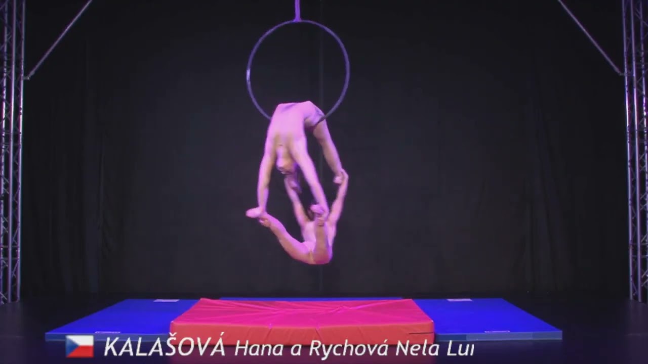 61  Kalašová Hana a Rychová Nela Luna