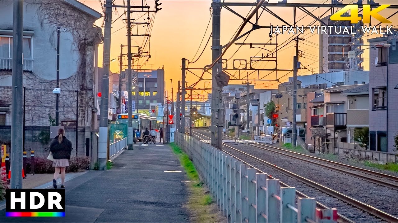 Spacer od zmierzchu do zmierzchu w zachodnim Tokio w Japonii &bull; 4K HDR